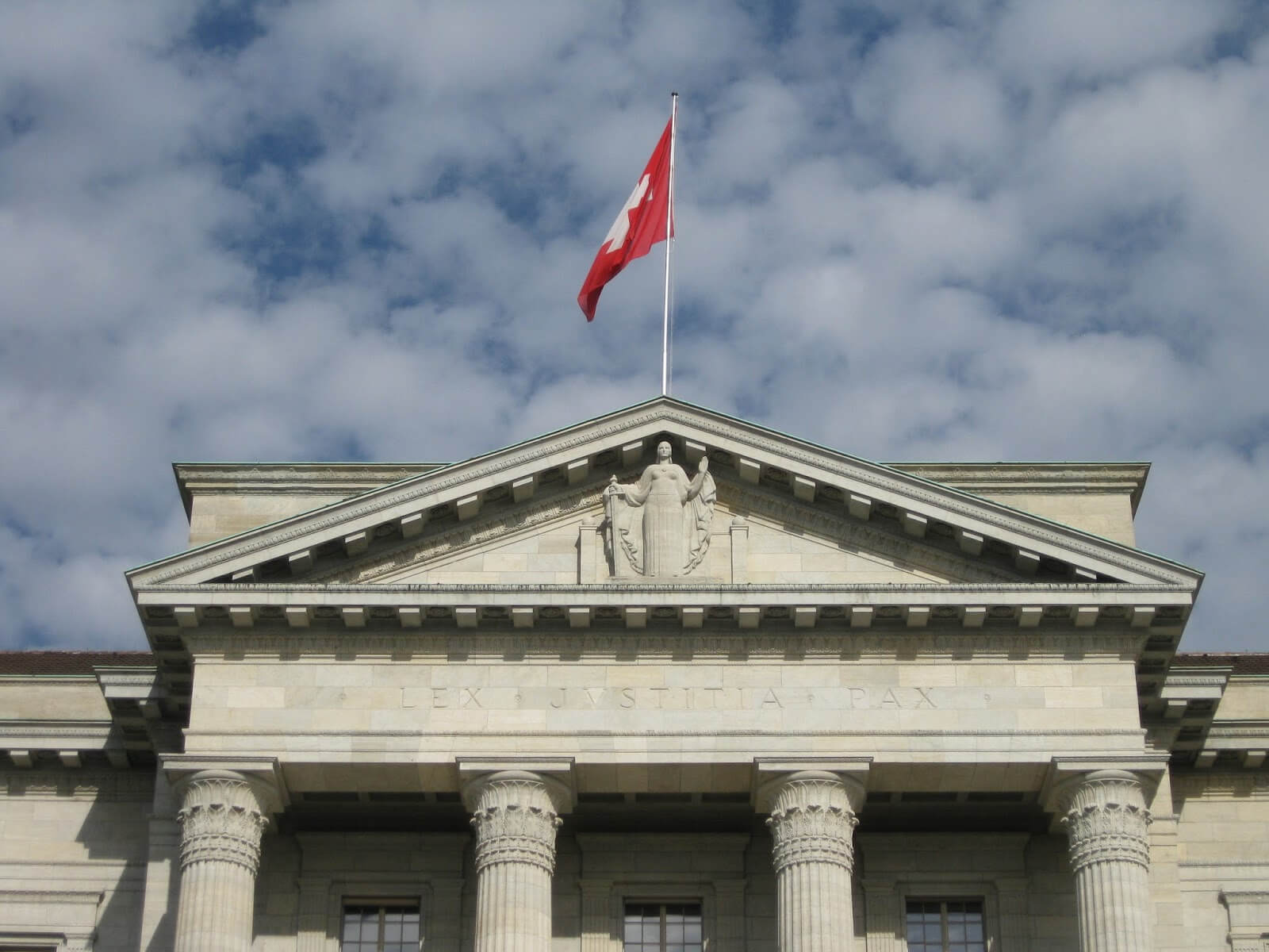 Будет ли у Швейцарии своя криптовалюта?