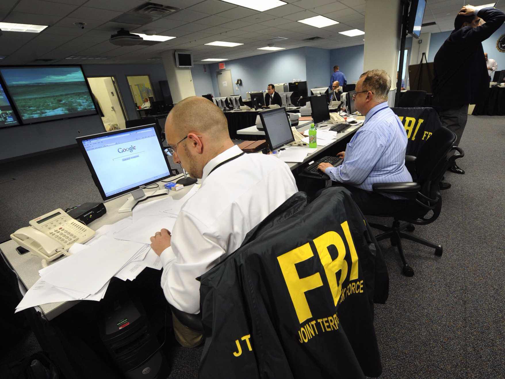 ФБР предупреждает о новых мошенниках в интернете
