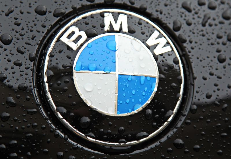 BMW будет сотрудничать с блокчейн-стартапом Bloom